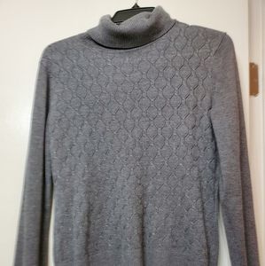 Melrose chic sweater